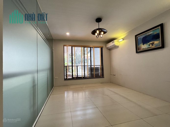 Cho thuê văn phòng mini 14m² tại tầng 2 - toà nhà căn hộ cho thuê ở 12 ngõ 19 Tô Ngọc Vân, Quảng