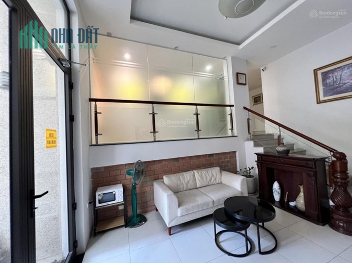 Cho thuê văn phòng mini 14m² tại tầng 2 - toà nhà căn hộ cho thuê ở 12 ngõ 19 Tô Ngọc Vân, Quảng