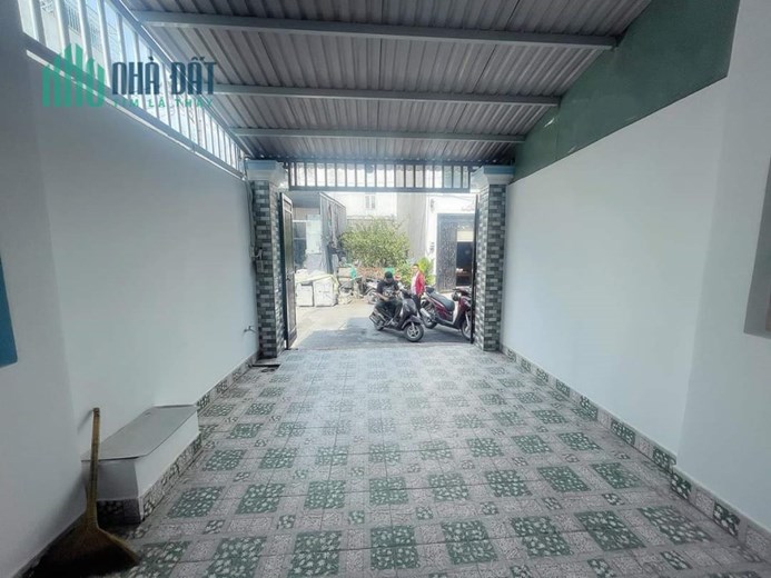 Bán nhà 3 tầng 69m2 mới, HXH tránh Thạnh Lộc, Quận 12 gần Chợ Cầu Đồng