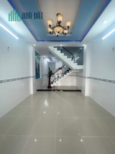 Bán nhà 3 tầng 69m2 mới, HXH tránh Thạnh Lộc, Quận 12 gần Chợ Cầu Đồng