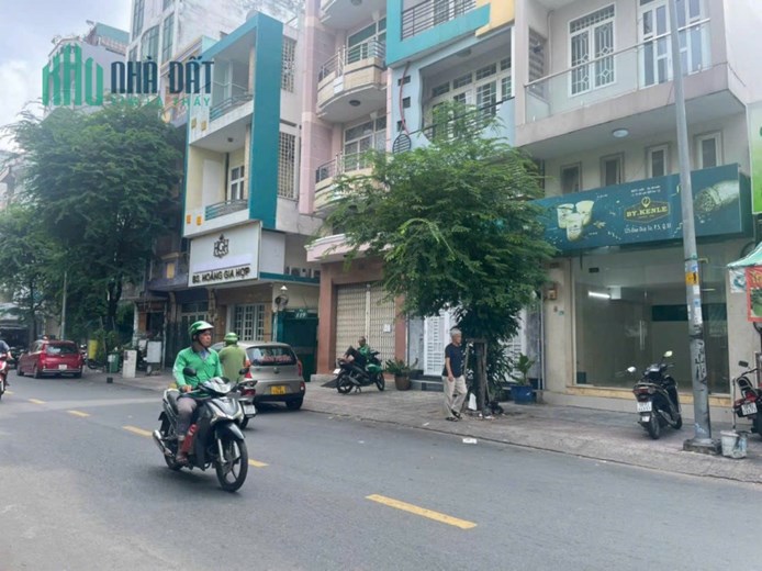 ♥️♥️ Nhà Mặt tiền KD đường Đào Duy Từ, Q10 - 5 tầng