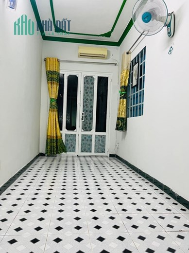 Bán nhà Trần Quang Khải ,q1