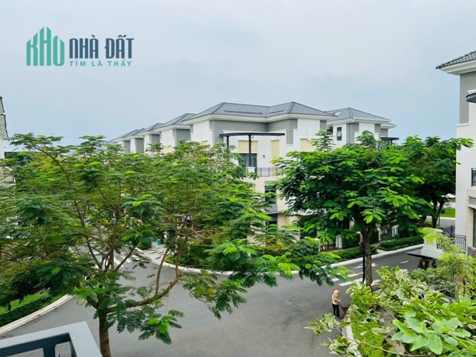 NHÀ PHỐ VEROSA KHANG ĐIỀN 11 TỶ