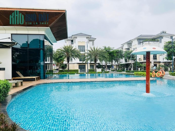 NHÀ PHỐ VEROSA KHANG ĐIỀN 11 TỶ