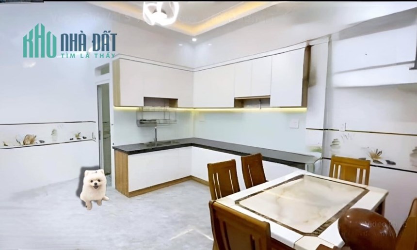 BÁN NHÀ ĐƯỜNG LẠC LONG QUÂN 4 TẦNG DÂN XÂY 40M2, MT 4.2M THÔNG VÕ CHÍ CÔNG 4 TỶ HƠN