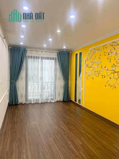 Bán nhà phố Vương Thừa Vũ, 2 mặt ngõ, 4 thoáng, nhà đẹp, 65m, 4PN, 7.3 tỷ