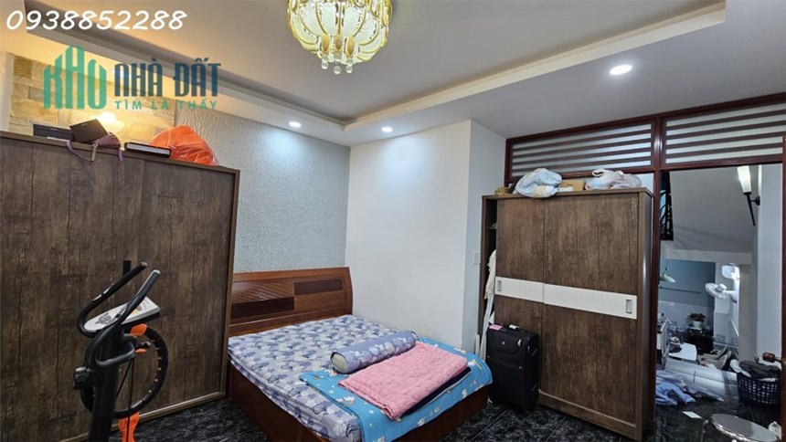 *** Bán nhà hẻm xe hơi 24 Nguyễn Thái Bình, Tân Bình, 4,5*19, 3 lầu