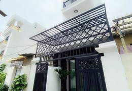 Bán nhà phố Thiên Lôi gần ngay Hoàng Huy, 59m 4 tầng GIÁ 4.65 tỉ độc lập, sân cổng