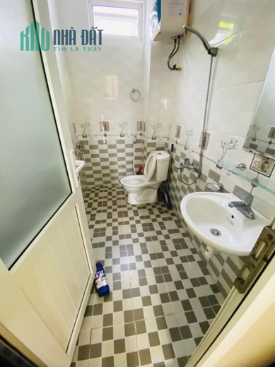 Bán nhà ô.tô đỗ cửa ngõ 193 Văn Cao, 43m 4 tầng đẹp GIÁ 2.19 tỉ