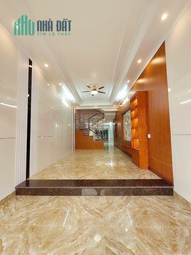 Bán nhà Ngô Gia Tự gần ngay Cầu Rào, 75m 4 tầng GIÁ 6 tỉ ô.tô đỗ cửa