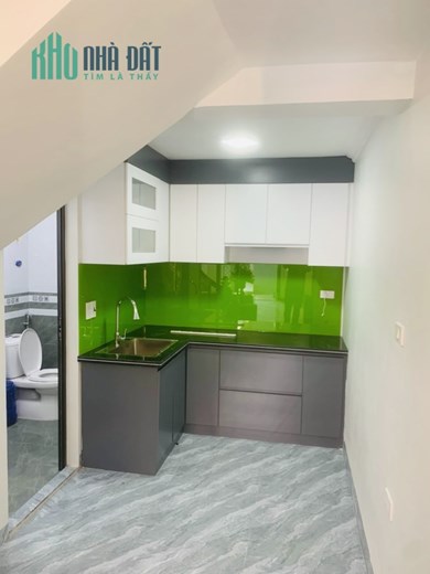 Bán nhà ngõ 113 Vũ Chí Thắng, diện tích 40m 3 tầng GIÁ 2 tỉ