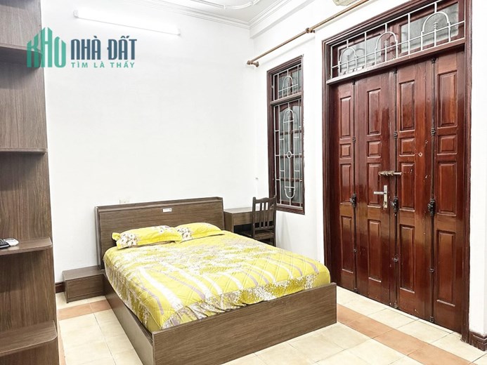 Bán nhà mặt ngõ phố An Trạch, sát ô tô, nhà đẹp, dân xây, 75m, 5PN,  8 tỷ 2