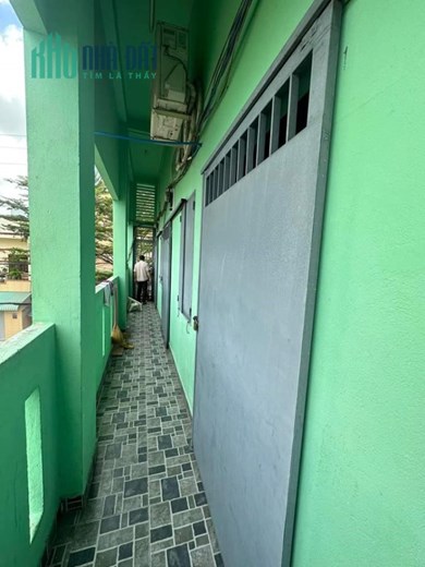 Bán nhà 3 tầng 98m2 hẻm 8m đường Tây Lân Bình tân 6.3 tỷ