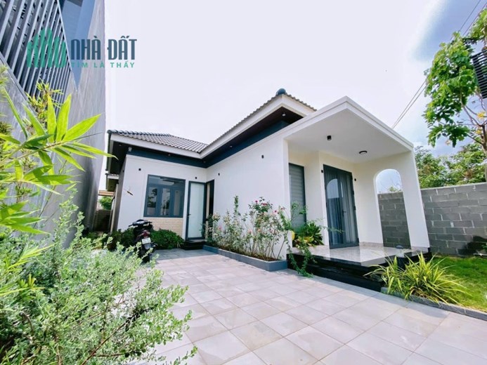 Nhà mới 10x25 chỉ 3ty990 Phạm Ngũ Lão Tp Buôn Ma Thuột