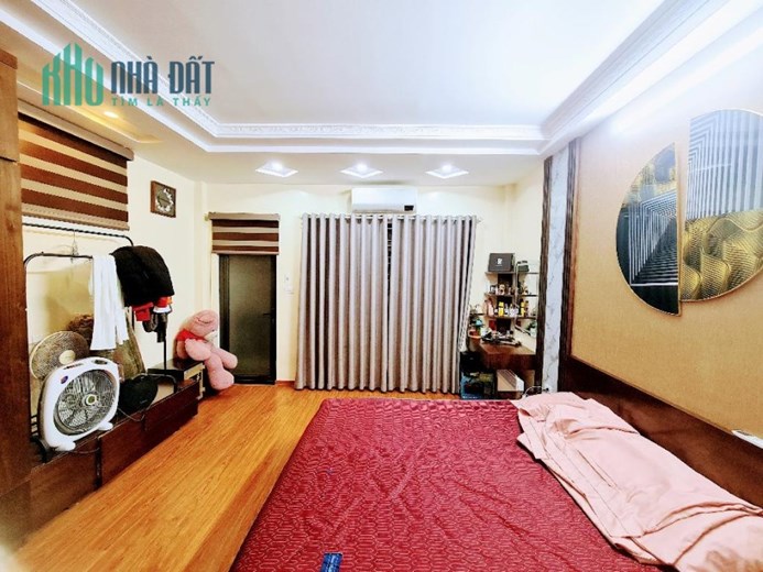 BÁN NGAY NHÀ Mặt Ngõ Ô tô phố 250 Tân Mai DT 44M 5 TẦNG CHỈ HƠN 4 TỶ