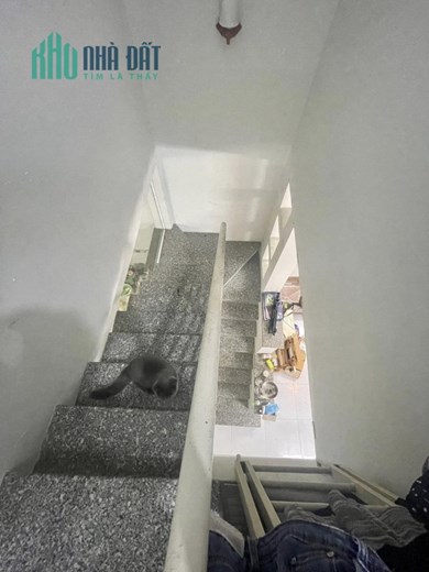 Bán nhà 2 tầng hẻm 49 trịnh đình trọng , tân phú chỉ 1.85 tỷ