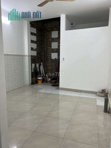 💥 Mặt bằng KD đường CMT8, 100m2, gần ngã 3 Tô Hiến Thành💥