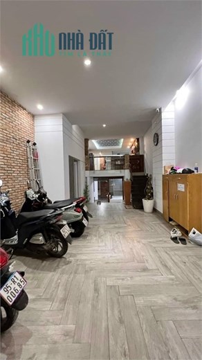 Nhà đẹp 85m2, Hầm- lửng- 3 lầu, Đ. Số 8 ( sát CV Làng Hoa), chỉ 8.8 tỷ
