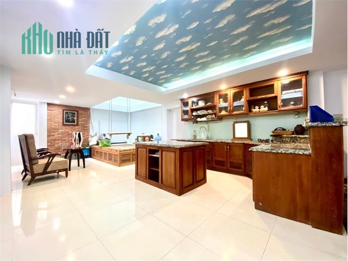 Nhà đẹp 85m2, Hầm- lửng- 3 lầu, Đ. Số 8 ( sát CV Làng Hoa), chỉ 8.8 tỷ