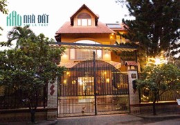CHO THUÊ GẤP BIỆT THỰ RIVERSIDE QUẬN 2