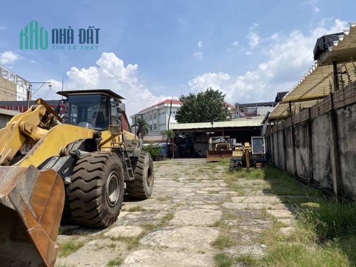 Bán Kho Bãi Mặt Tiền Ngay Ngã Tư Thủ Đức Hiệp Phú 1085m2 Full Thổ 115 Tỷ
