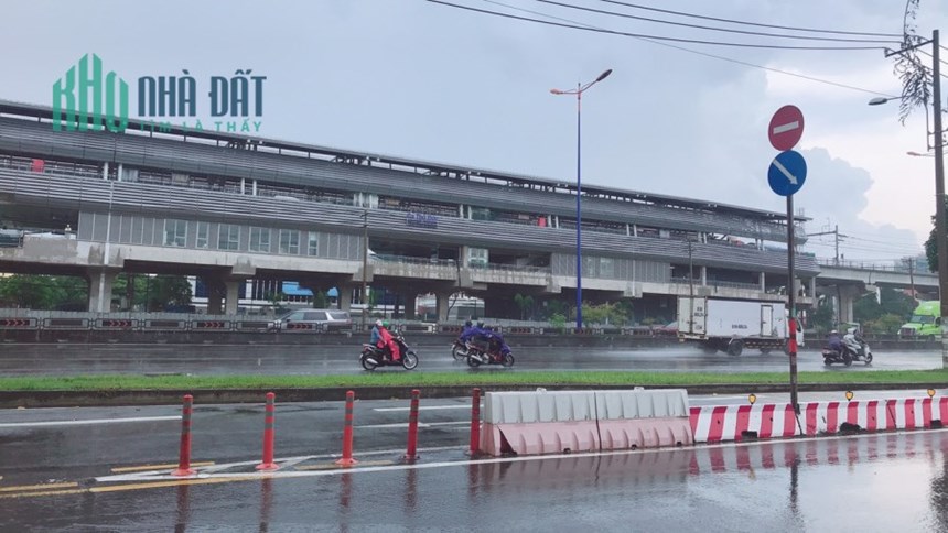 Bán Kho Bãi Mặt Tiền Ngay Ngã Tư Thủ Đức Hiệp Phú 1085m2 Full Thổ 115 Tỷ