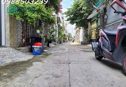 BÁN NHÀ HẺM Ô TÔ  SAU LƯNG SIÊU THỊ METRO - CHƯA ĐẾN 50TR/M2