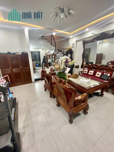 GIẢM CHÀO TIẾP! SIÊU PHẨM LIỀN KỀ VIP - NGUYỄN TRÃI - THANH XUÂN - 92m2 - ÔTÔ TRÁNH - KINH DOANH