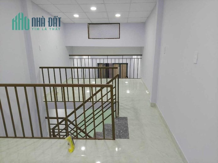 Hàng hiếm Nhà đường số 3 Nguyễn Sơn Tân Phú hẻm xe hơi đỗ cửa 43m2 ,2 Tầng Nhỉnh 3ty