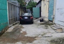Bán nhà Lô nhì đường Nguyễn văn linh q7 xe hơi vô tới nhà -Thông hẻm 118 Nguyễn Thị Thập