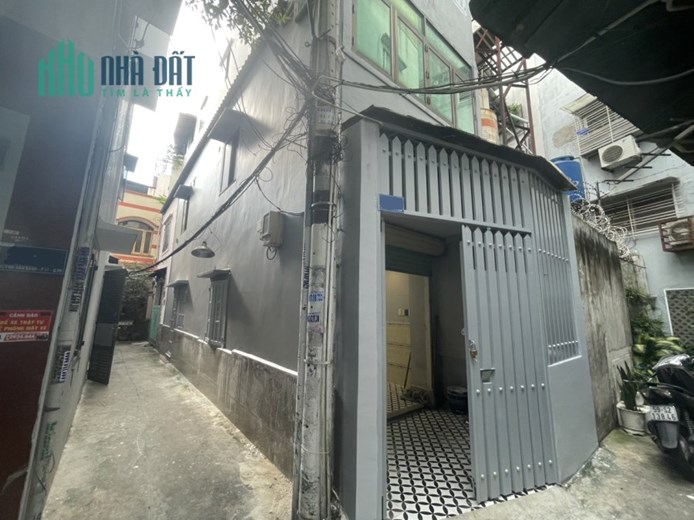 💥Nhà 3 tầng - Góc 2MT hẻm Huỳnh Văn Bánh, 3 phòng, 15 tr