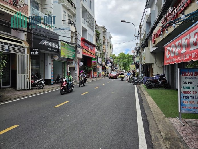 💥Nhà MTKD Hồ Bá Kiện,F15, Q10 - 4 phòng