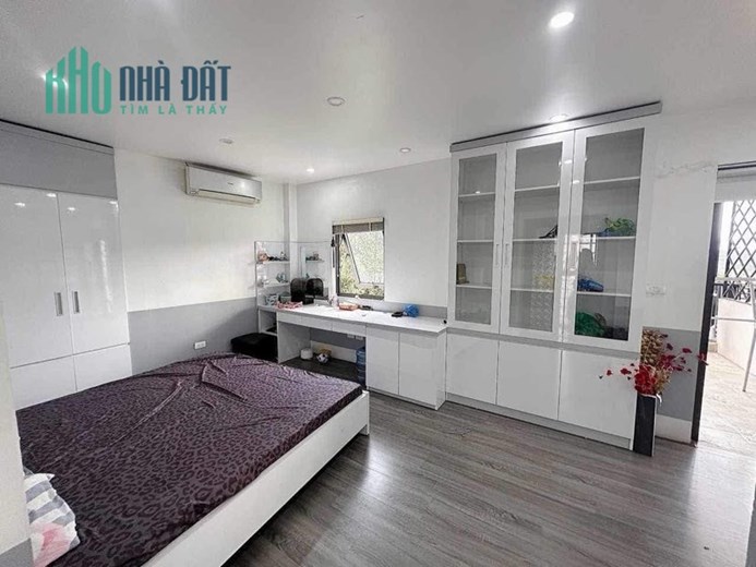 Mặt hồ ba mẫu, siêu phẩm vừa ở vừa kinh doanh 48m2, 4 tầng.chỉ hơn 14 tỷ