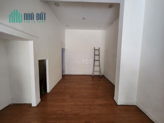 💥Nhà 1 trệt 1 lầu MTKD Nguyễn Thái Bình - 15 triệu