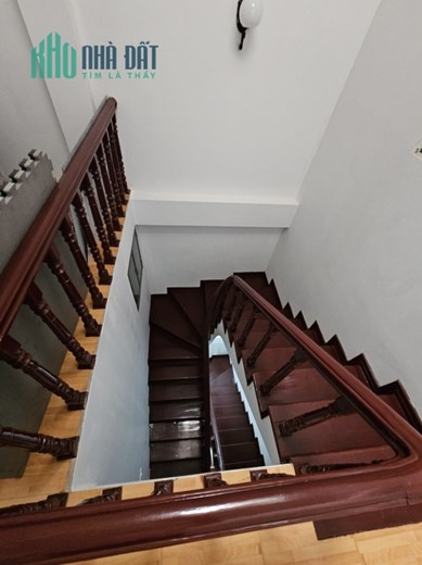 Bán nhà phố Tôn Đức Thắng 50x4T mặt tiền 4m ngõ thông ô tô vào nhà nhỉnh 9 tỷ lh 0975124520