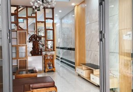 HẺM XE HƠI - GẦN CHỢ - NỞ HẬU - KHÔNG LỘ GIỚI - 6.5 tỷ TL