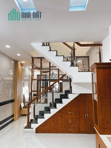 HẺM XE HƠI - GẦN CHỢ - NỞ HẬU - KHÔNG LỘ GIỚI - 6.5 tỷ TL