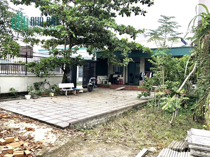 Chỉ 4.7 tỷ nhà diện tích 254 mét Hẻm xe tải chợ đầu mối Gọi: 0931972686