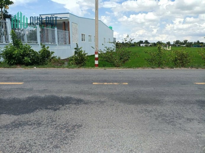 Bán 200m2 thổ cư MT nhựa Cao Thị Mai SHR 1.5 tỷ. Lh:0912458735