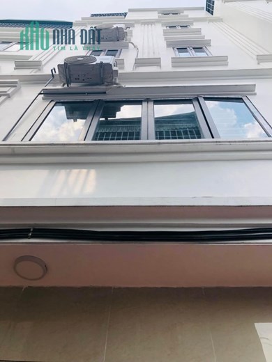 Hữu Hoà, Thanh Trì, Hà Nội
33m, 5 Tầng, Giá 2,3 Tỷ