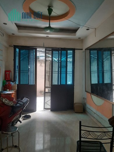 Chính chủ cần bán nhà 595 Lĩnh Nam, Hoàng Mai 32m2, 5T, ô tô đỗ cửa,  giá 3.X tỷ