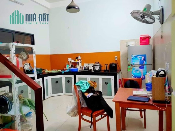 Sát Mặt tiền Trường Chinh - 120m2 - ngang 6m Cực hiếm - 4 tầng - Giáp Tân Bình - Chỉ 5 tỷ 99