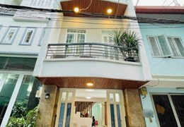 BÁN NHÀ HXH NGUYỄN XÍ BÌNH THẠNH - DT 40m2 - 2 TẦNG NHÀ MỚI ĐẸP- CHỈ 4 TỶ NHỈNH