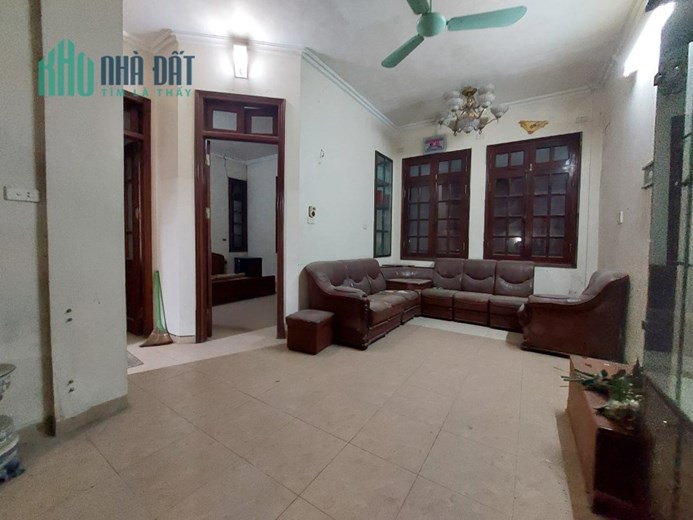 Cho thuê nhà, HGĐ, CHDV, KD, VP, mặt phố, 65m2, 4T, 8m, 7P, 30tr, Âu Cơ.
