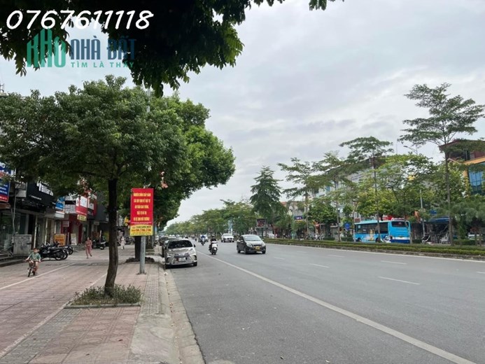 Bán gấp nhà mặt phố Ngô Gia Tự,đất vuông,sổ đẹp110m,MT MT4m,12.5 tỷ