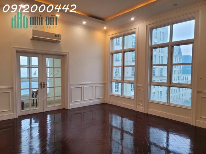 CAM KẾT ẢNH THẬT GIÁ THẬT. Căn hộ The Manor Mễ 3PN 193m2 giá 9.x tỷ FULL đồ mới . Sổ đỏ