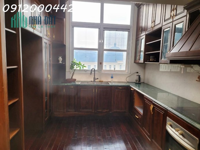 CAM KẾT ẢNH THẬT GIÁ THẬT. Căn hộ The Manor Mễ 3PN 193m2 giá 9.x tỷ FULL đồ mới . Sổ đỏ
