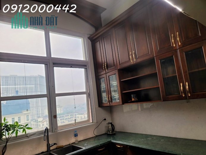 CAM KẾT ẢNH THẬT GIÁ THẬT. Căn hộ The Manor Mễ 3PN 193m2 giá 9.x tỷ FULL đồ mới . Sổ đỏ