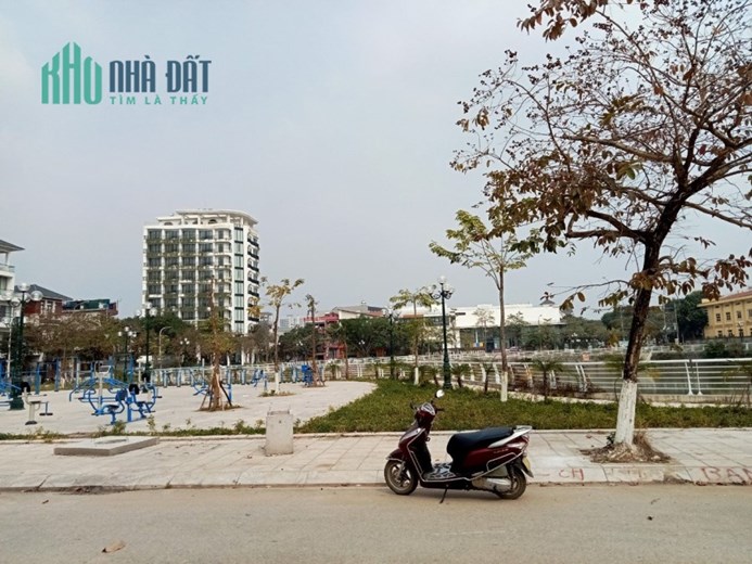 Cho thuê 400m2 đất tại Khai Quang, Vĩnh Yên Giá thuê 16tr/tháng .