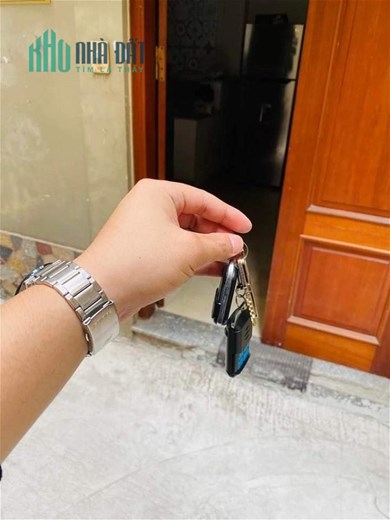 BÁN NHÀ VỊ TRÍ ĐẸP HOÀNG QUỐC VIỆT CẦU GIẤY HÀ NỘI GIÁ TRÊN 3 TỶ SỔ ĐỎ ĐẸP KENG.